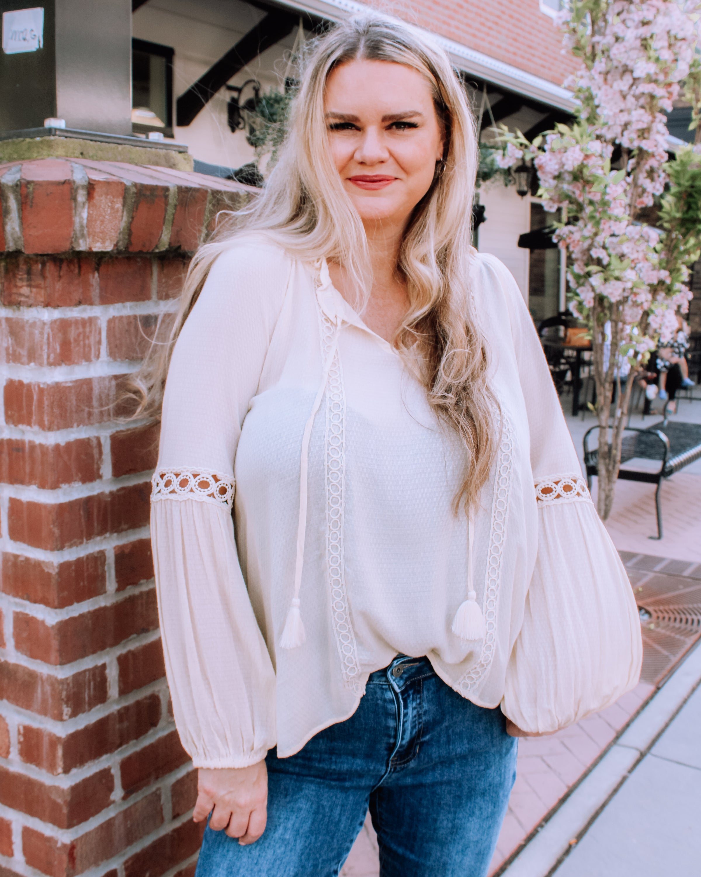 Raglan Tapes Blouse Top in Cream