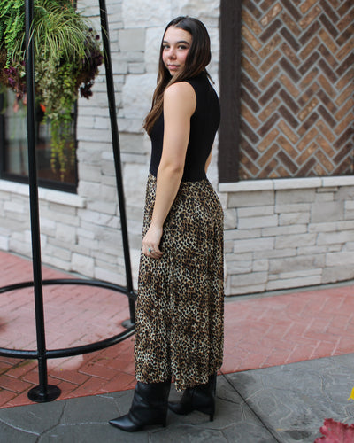 Sleeveless Mixed Media Maxi Dress