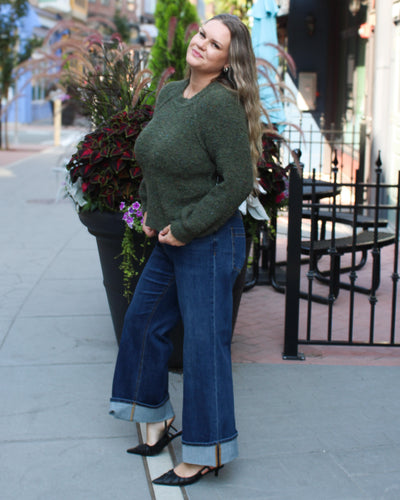 Ivy Crew Neck Sweater