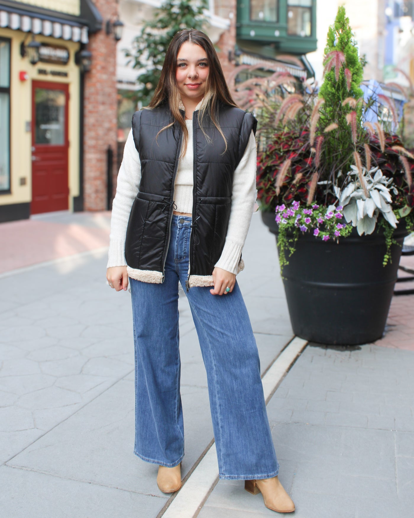 Spica Sherpa Lined Vest
