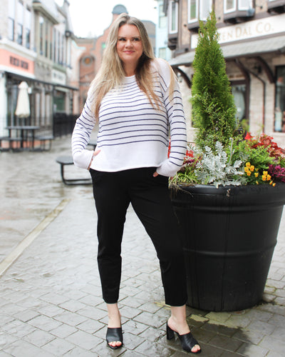 Pull On Compression Knit Ankle Pant