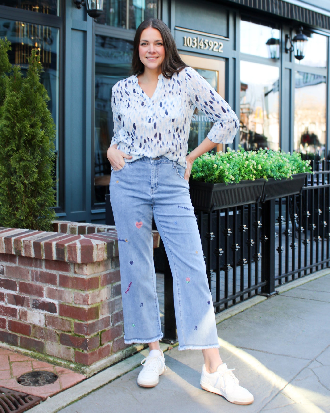 Embroidered Straight Crop Jeans