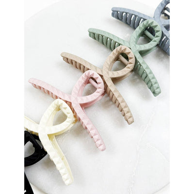 Embossed Loop Large Hair Claw