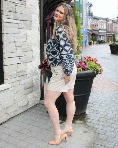 Stretch Linen Shorts with Buttons