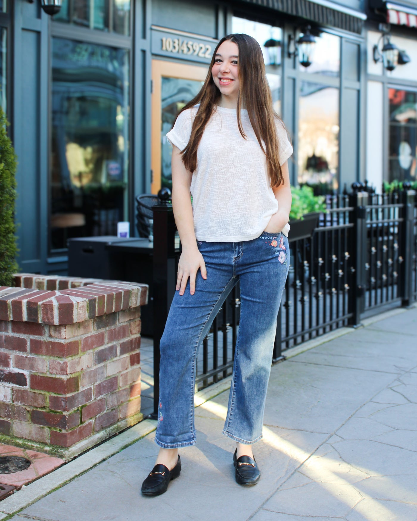 Embroidered Roll Up Cuff Jeans