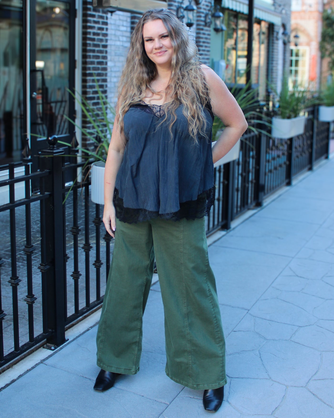Libre Wide Leg Jeans