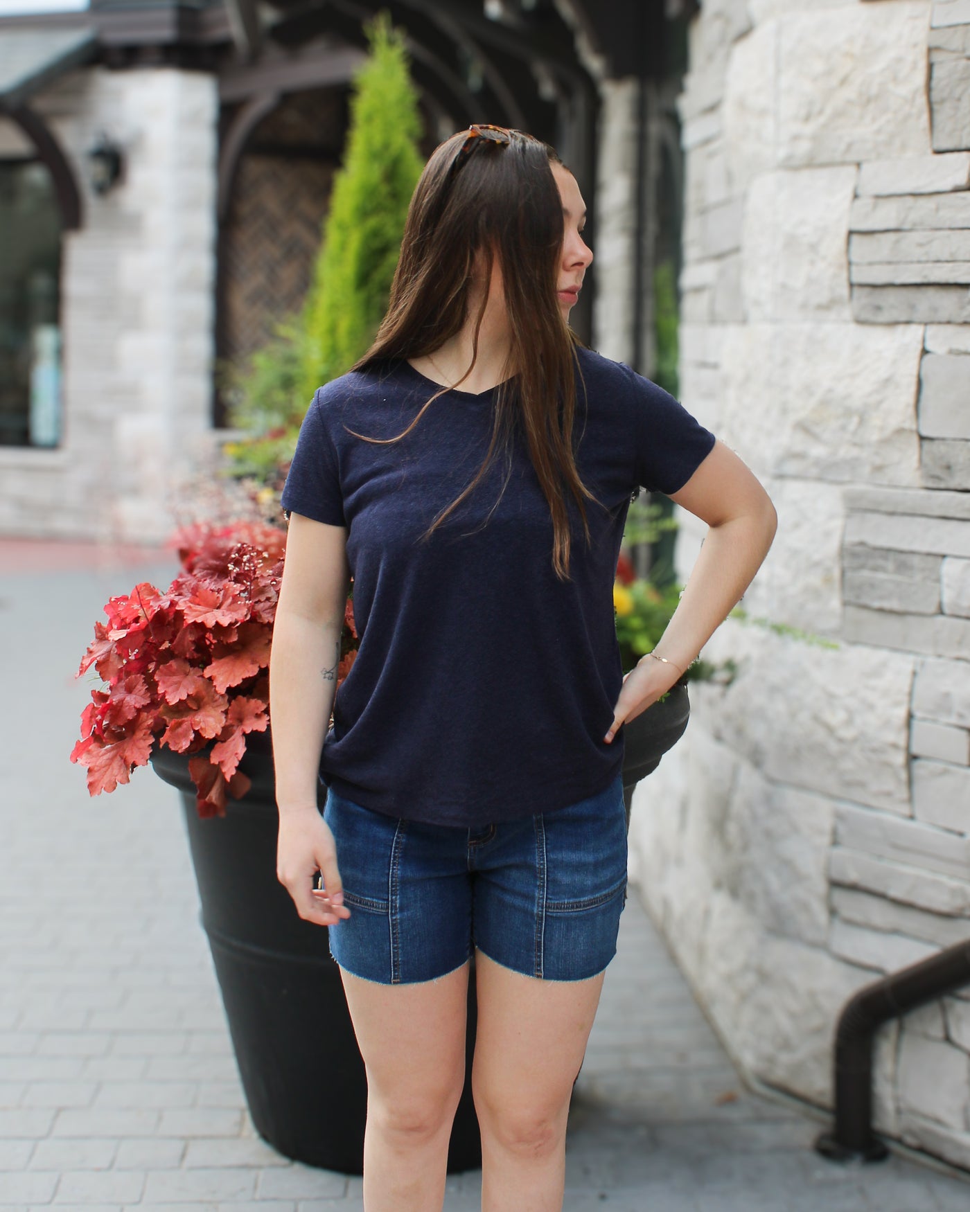 Linen V-Neck Tee