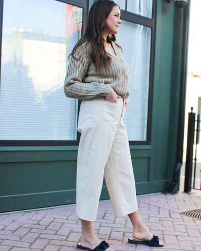 Audrey Hugging Wide Crop Jeans