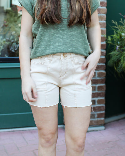 Audrey Girlfriend Roll-Up Shorts