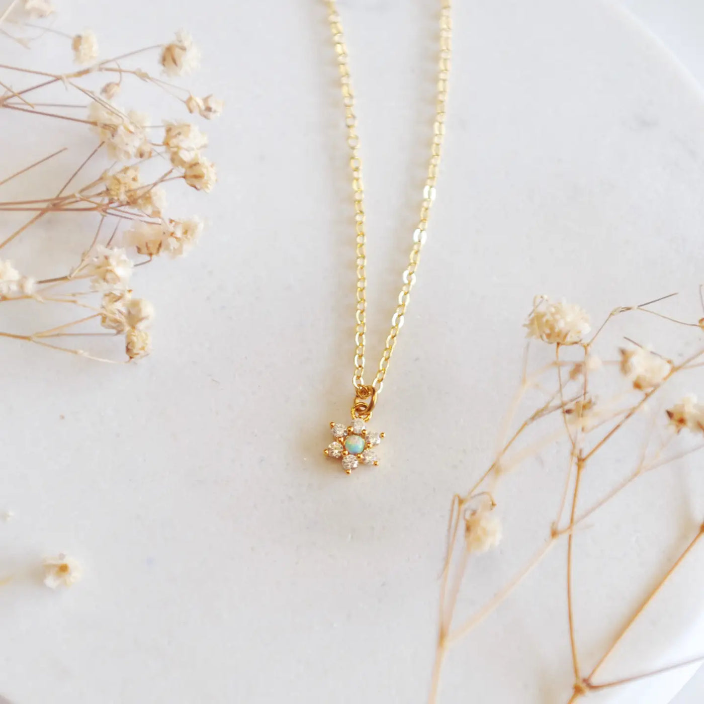 Brea Daisy Necklace