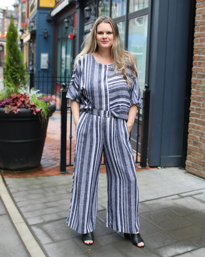 Pull On Flowy Wide Leg Pant