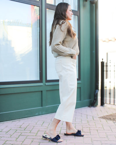 Audrey Hugging Wide Crop Jeans