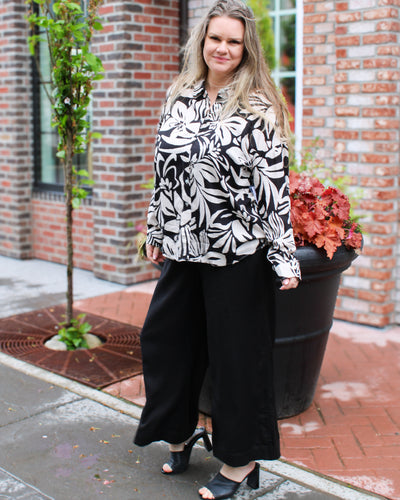 Printed Roll Up Sleeve Blouse