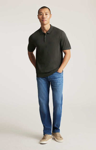 Zach Classic Fit Straight Jeans