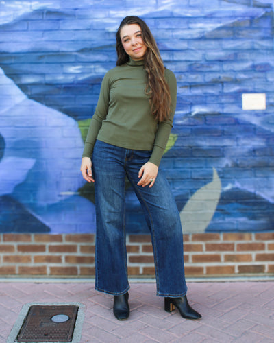 Ivy Turtle Neck Sweater