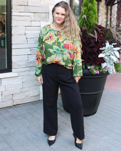 Chive Blouse with Tie