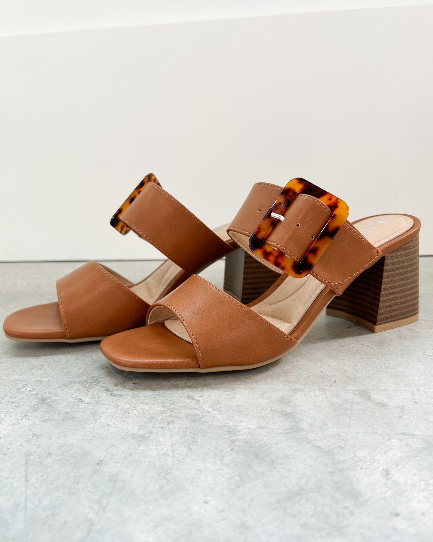 Briana (Online Only)