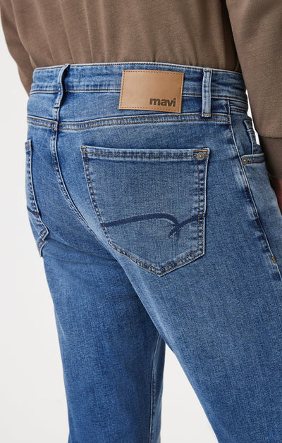 Zach Straight Leg Jeans