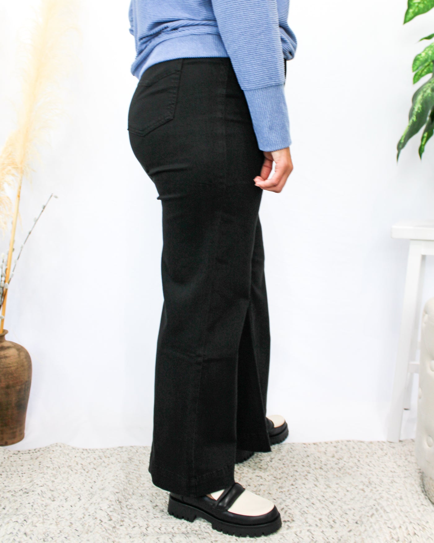Fly Front Microflare Pant