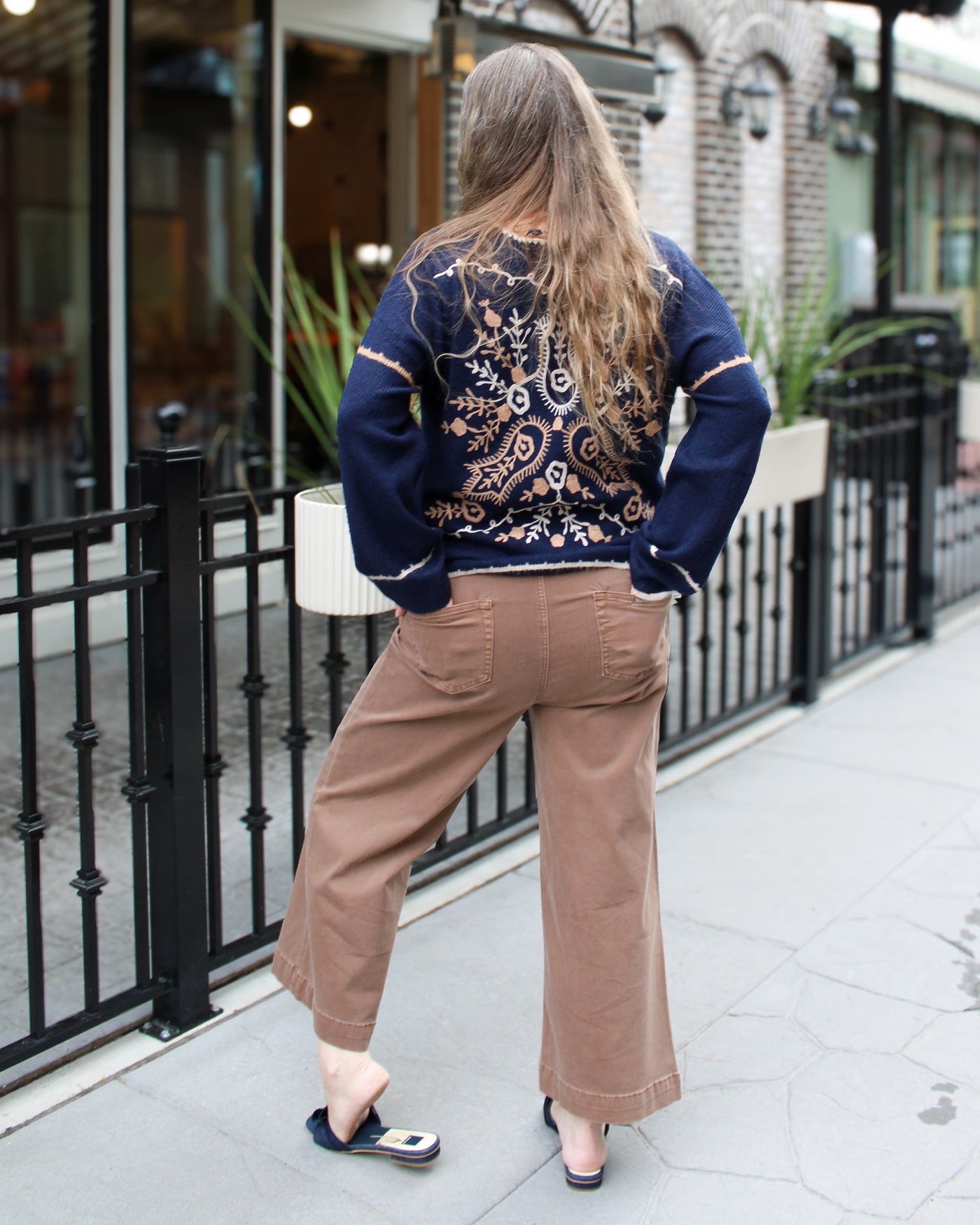 Truffle Cropped Twill Pant