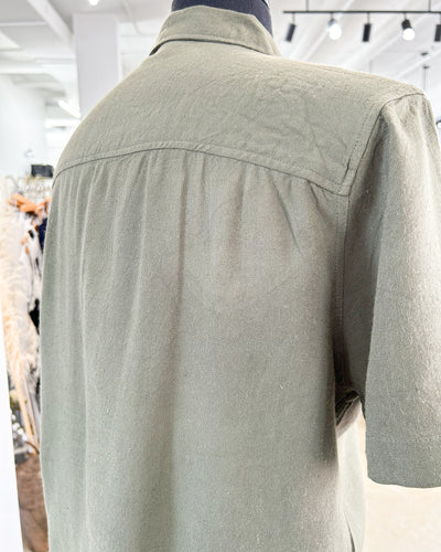The Classic Linen Shirt
