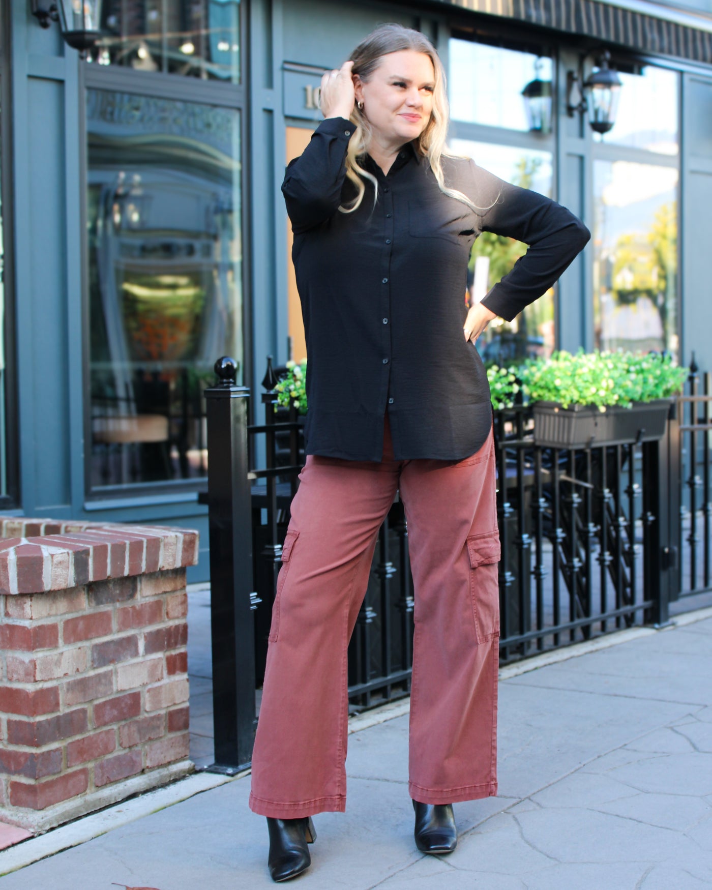 Alva Luxe Twill Cargo Pant