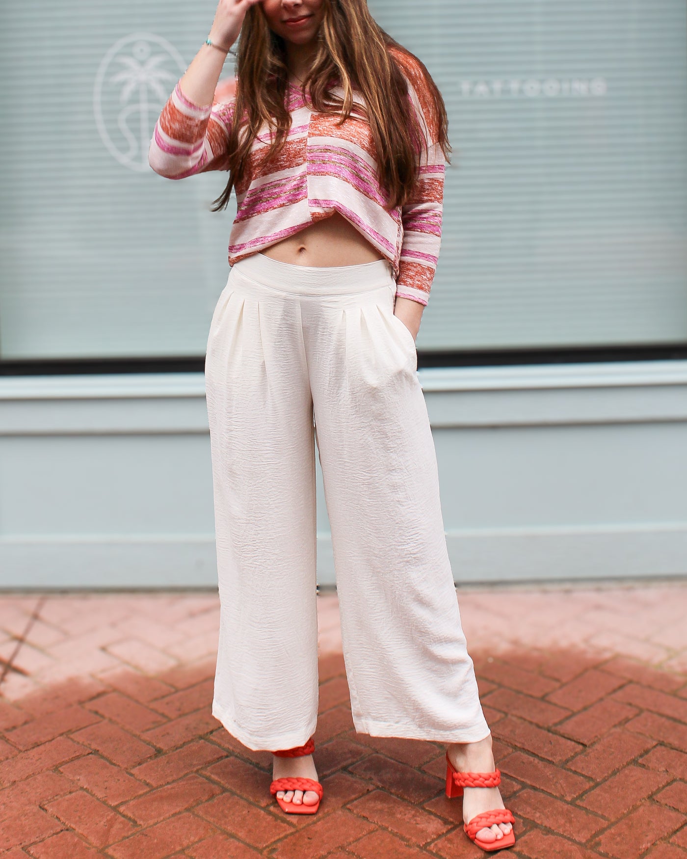 Airflow Wide Leg Pant with Elastic Waist