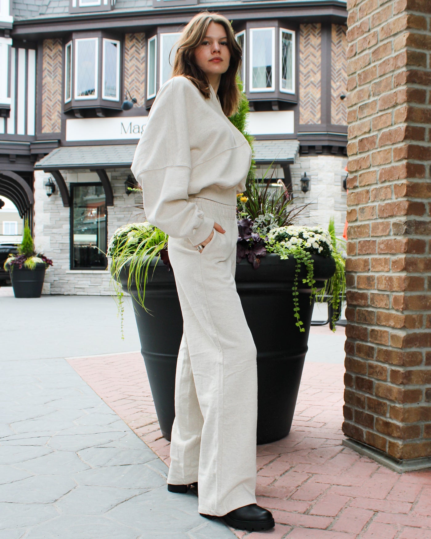 Willaya Pull On Wide Pant