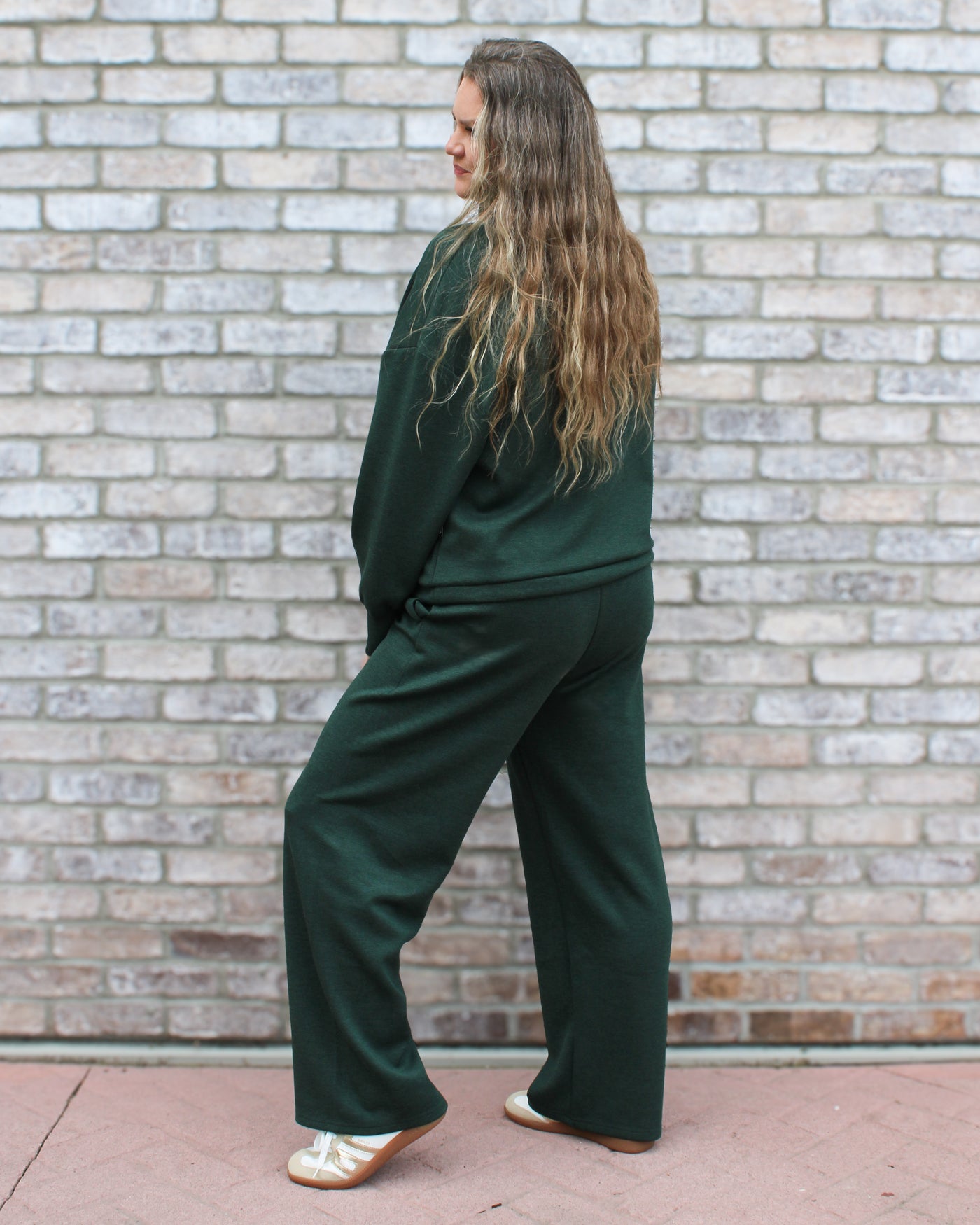 Victoria Soft Knit Straight Leg Jogger