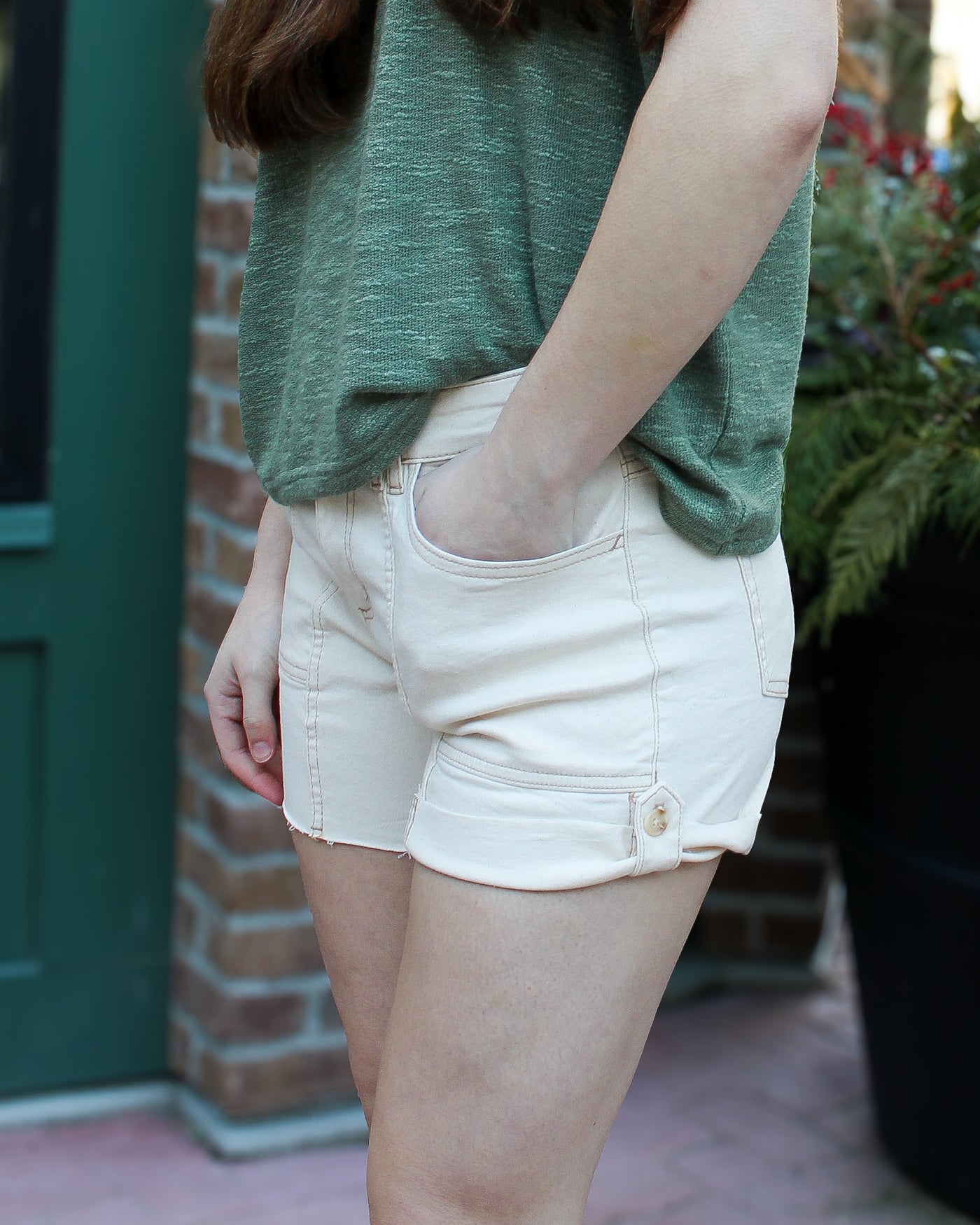 Audrey Girlfriend Roll-Up Shorts