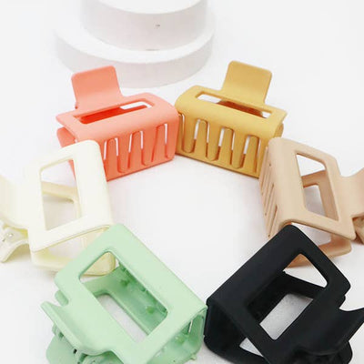 Matte Small Hair Claw