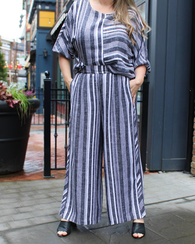 Pull On Flowy Wide Leg Pant