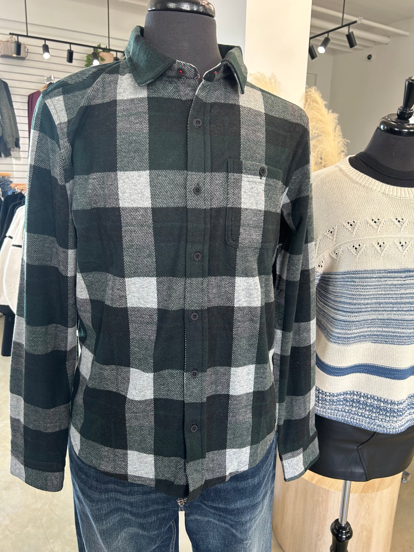 Men’s Performance Stretch Button Up Shirt